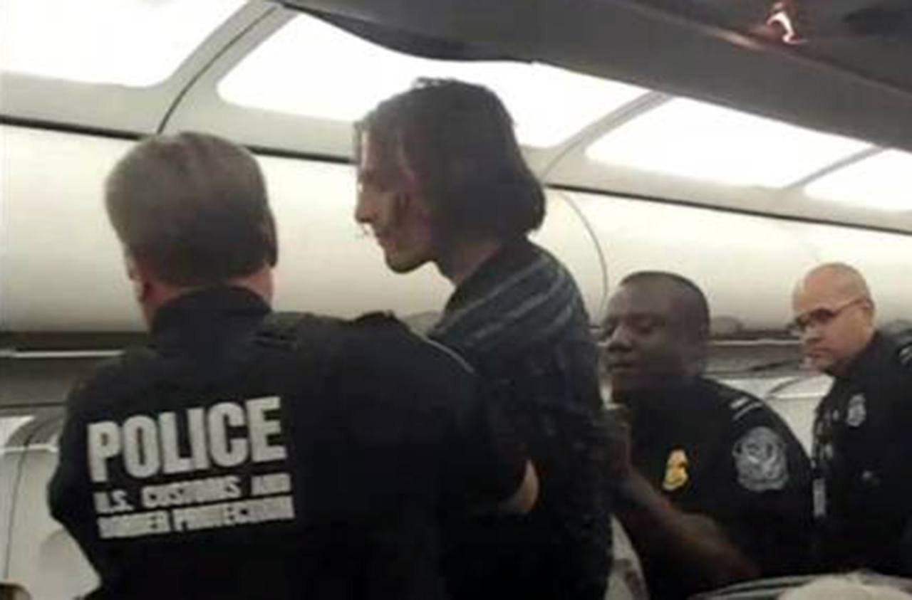 Un passager Canadien arrêté, l'avion a dû se poser à Orlando