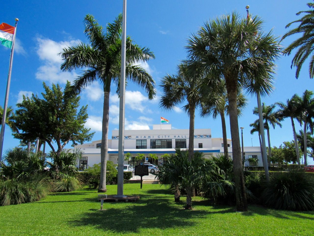 L'Hôtel de Ville de Miami dans le quartier de Coconut Grove.