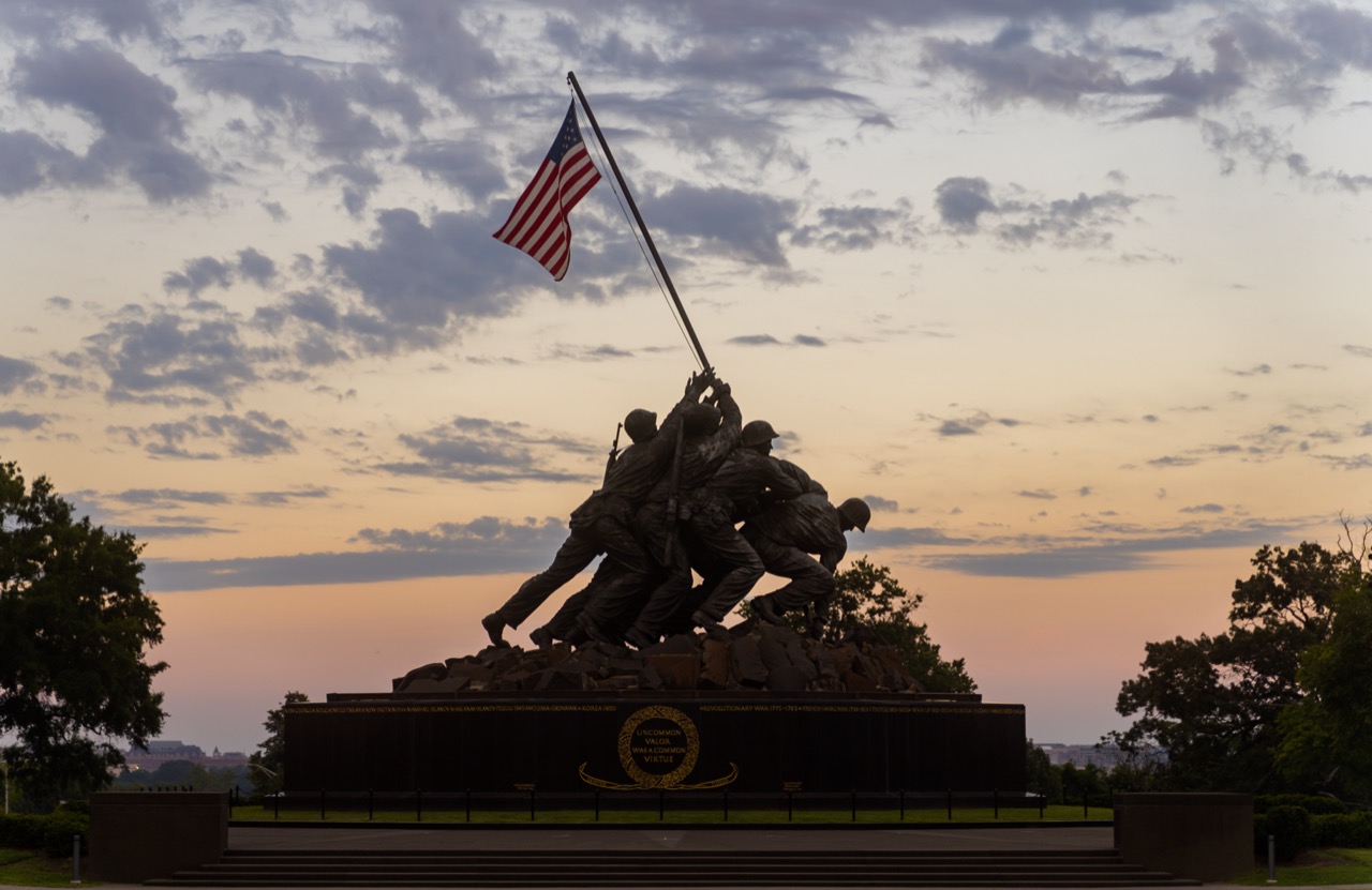 Marine Corps War Memorial / Iwo Jima Monument.