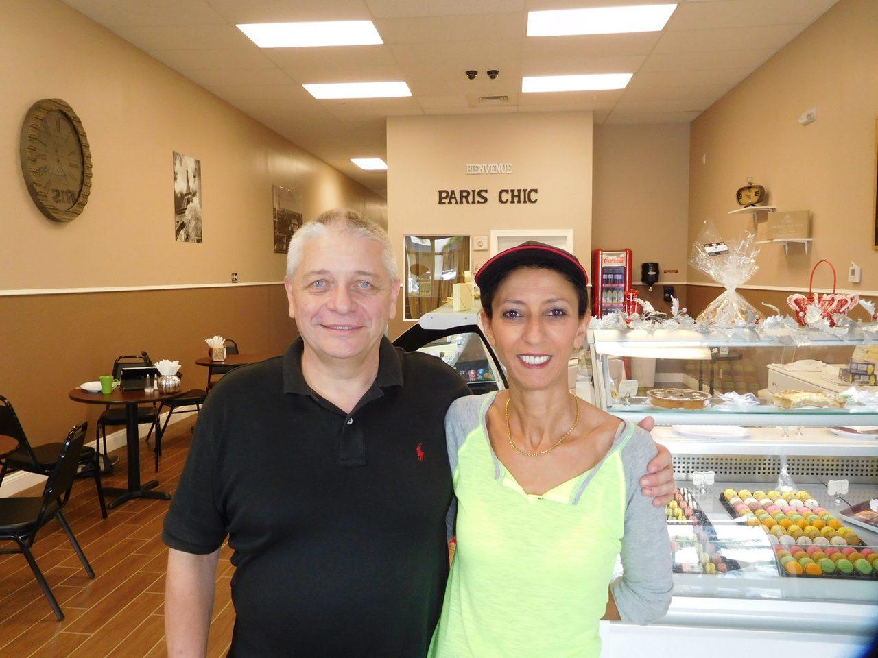 Willy et Jamila Trouillez dans leur Paris Chic Bakery de Palm Beach Gardens