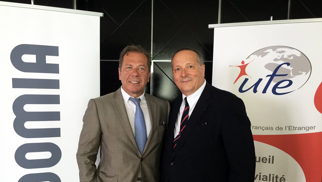 Philippe Coleon (directeur général d'Acadomia) avec Xavier Capdevielle (président de l'UFE Floride), lors du lancement officiel d'Acadomia à Miami.
