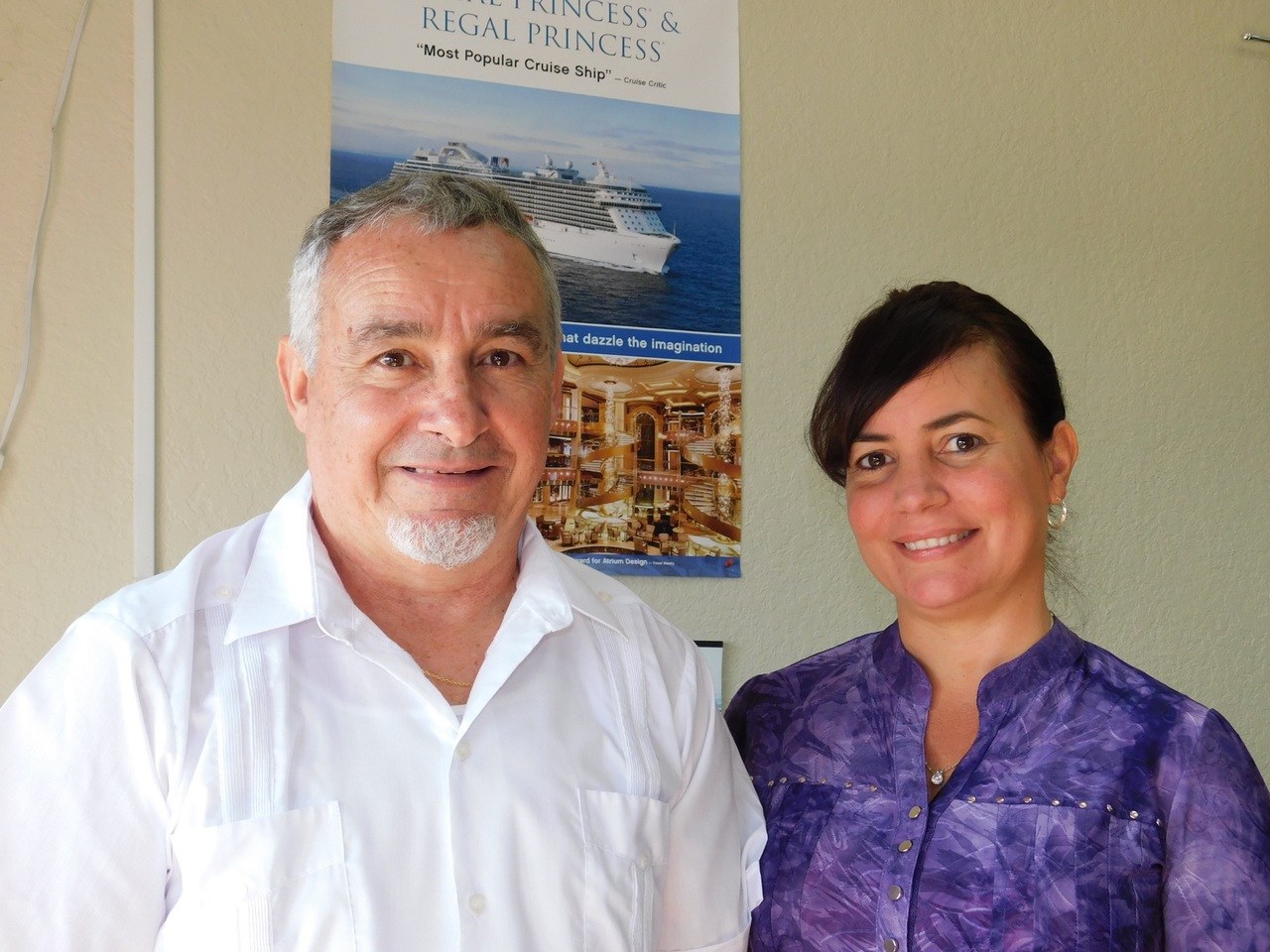 Carlos et Mariana Catarino à leur agence de voyage de Miami.