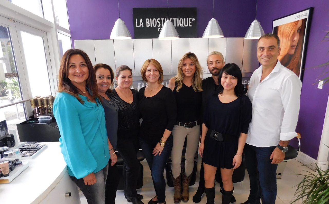 L'équipe du French Hair Studio de Miami-Brickell (Dorothée et Gad sont aux deux bouts)