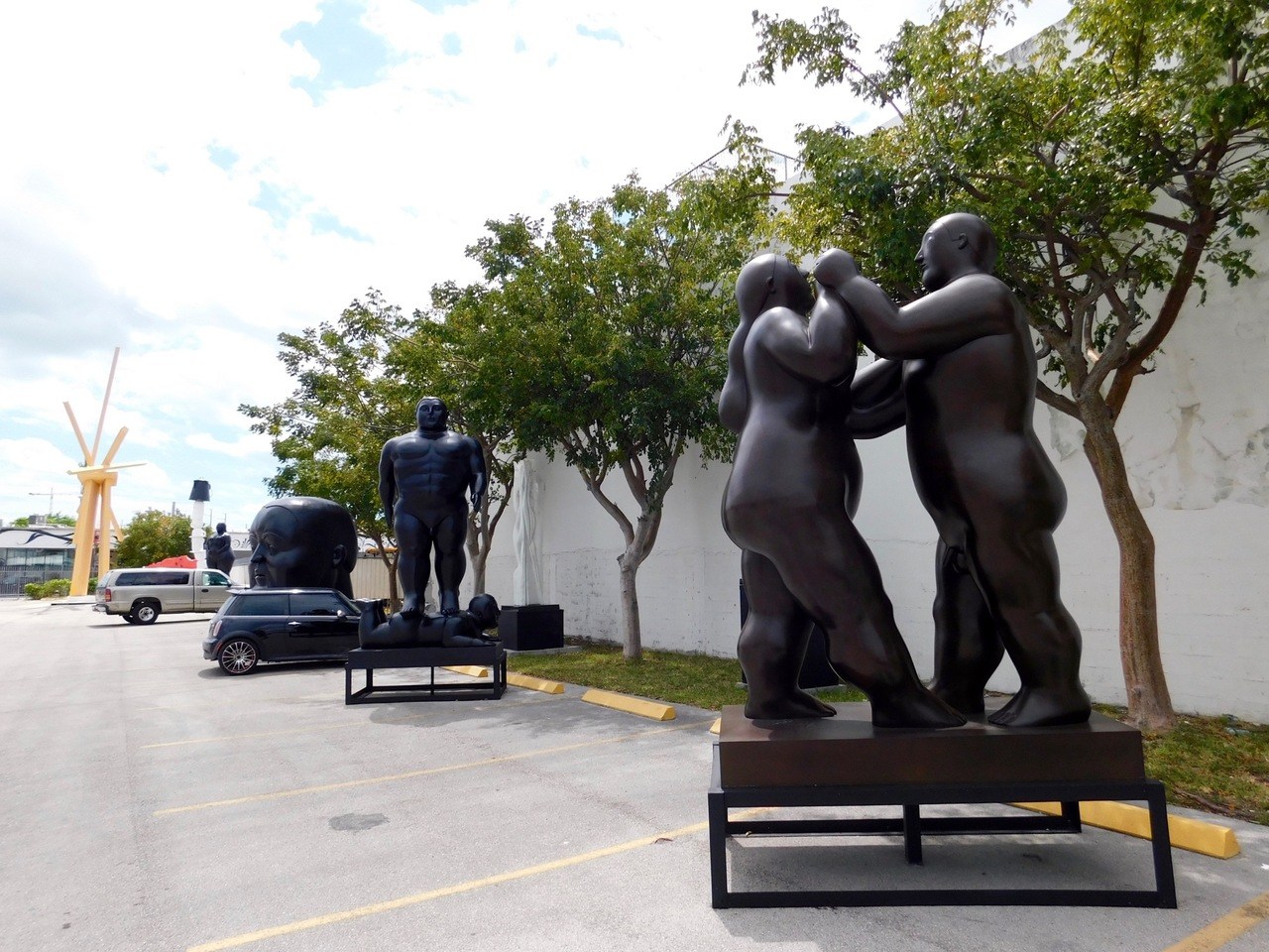 Gary Nader Fine Art Gallery & Museum / Miami Wynwood