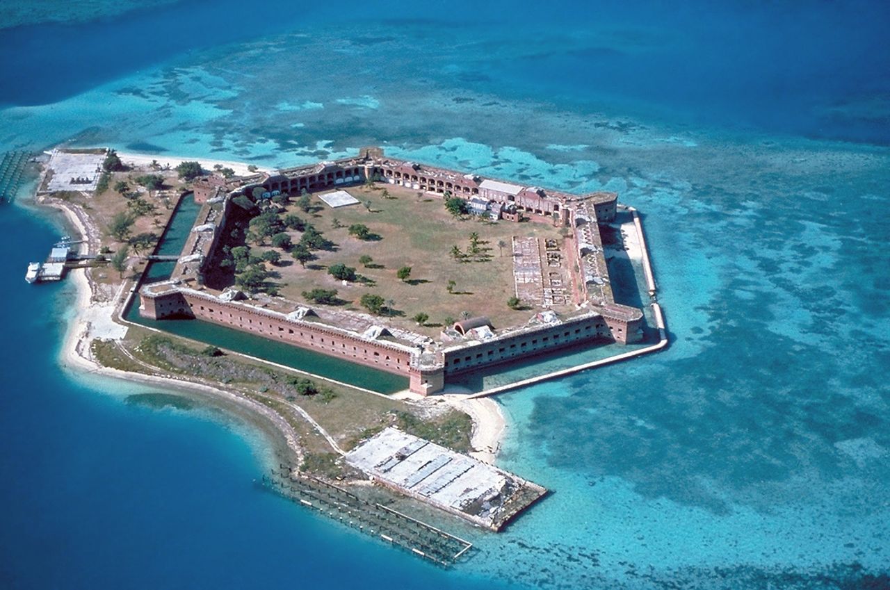 Fort et île de Fort Jefferson dans l'archipel des Dry Tortugas (Keys de Floride)