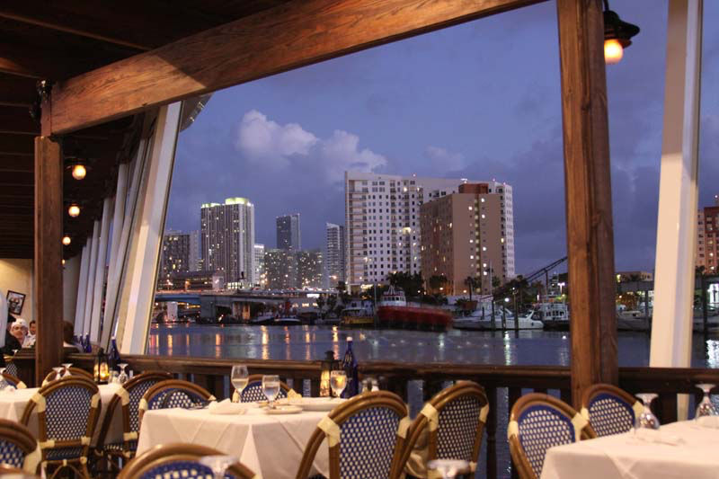 Casablanca Restaurant sur la Miami River