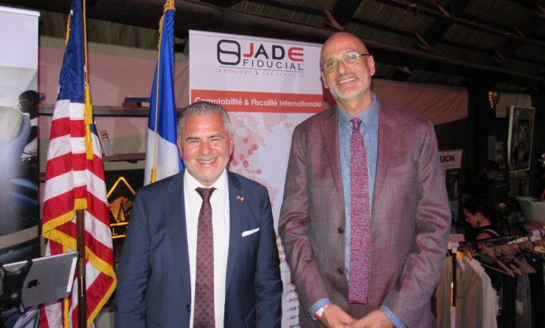 Alain Ouelhadj (pdt FACC) et Laurent Gallissot (consul général de France à Miami) durant la soirée de lancement des French Weeks Miami 2019.