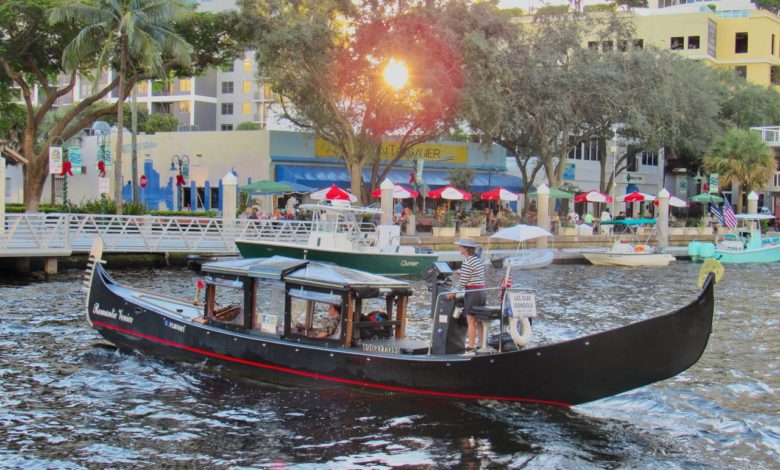 Gondole dans le centre de Fort Lauderdale, la "Venise de l'Amérique"