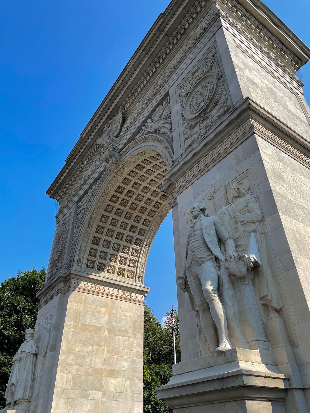 L'arc de triomphe à la gloire de Washington et le point de départ de la Cinquième avenue, à Greenwich Village.