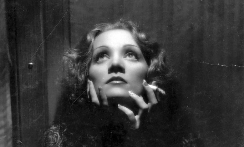 Photo de Marlène Dietrich par Don English (1901-1964); Paramount Pictures