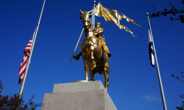 Statue de Jeanne d'arc dans le centre de la Nouvelle-Orléans.