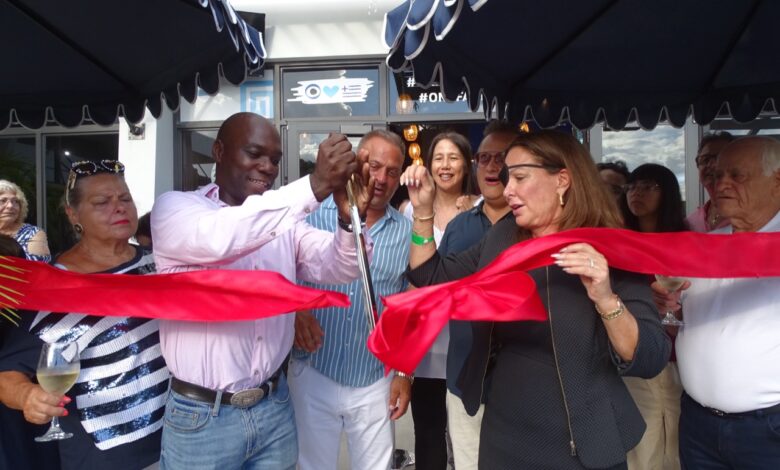 Nos photos de l’inauguration du restaurant Arahova Milano’s à Hallandale